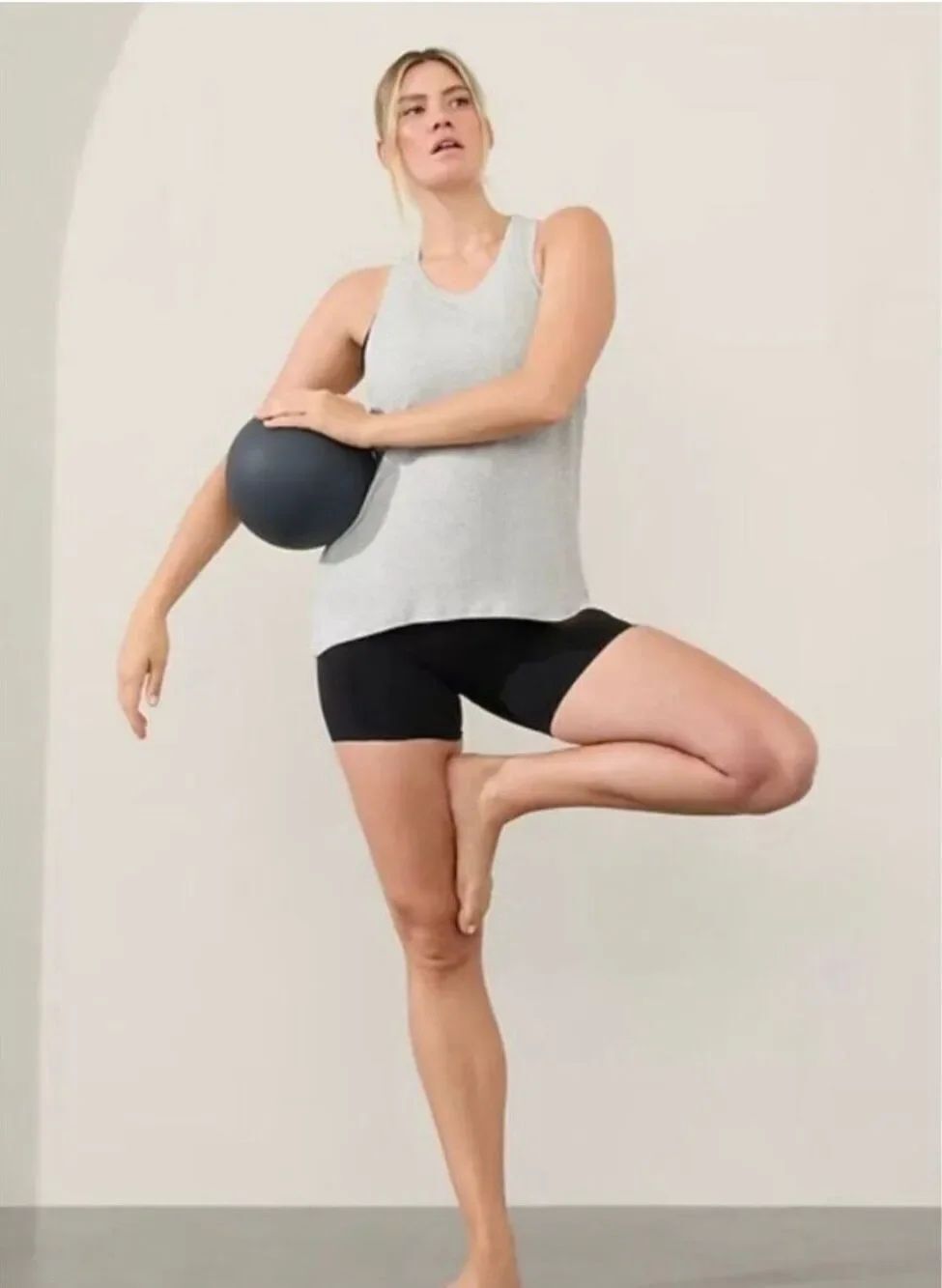 ✨Athleta Ease In Rib Heather Grey Sz Medium Tank✨